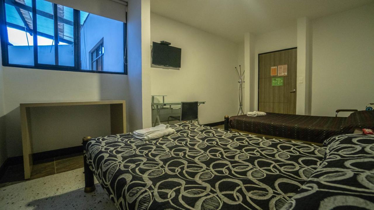 Wanderlust Hostel Armenia  Ngoại thất bức ảnh